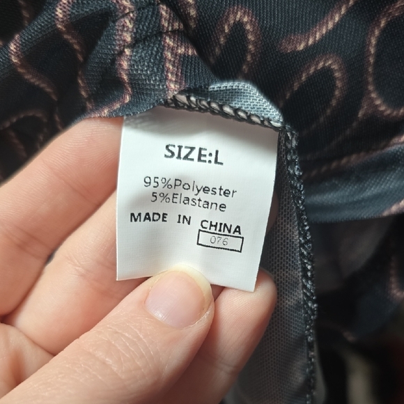 Script Logo Print Top - Picture 2 of 2